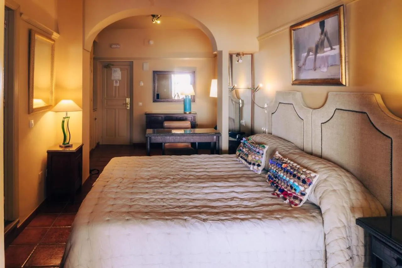 Hotel Carabeo Nerja 0*,  Spain