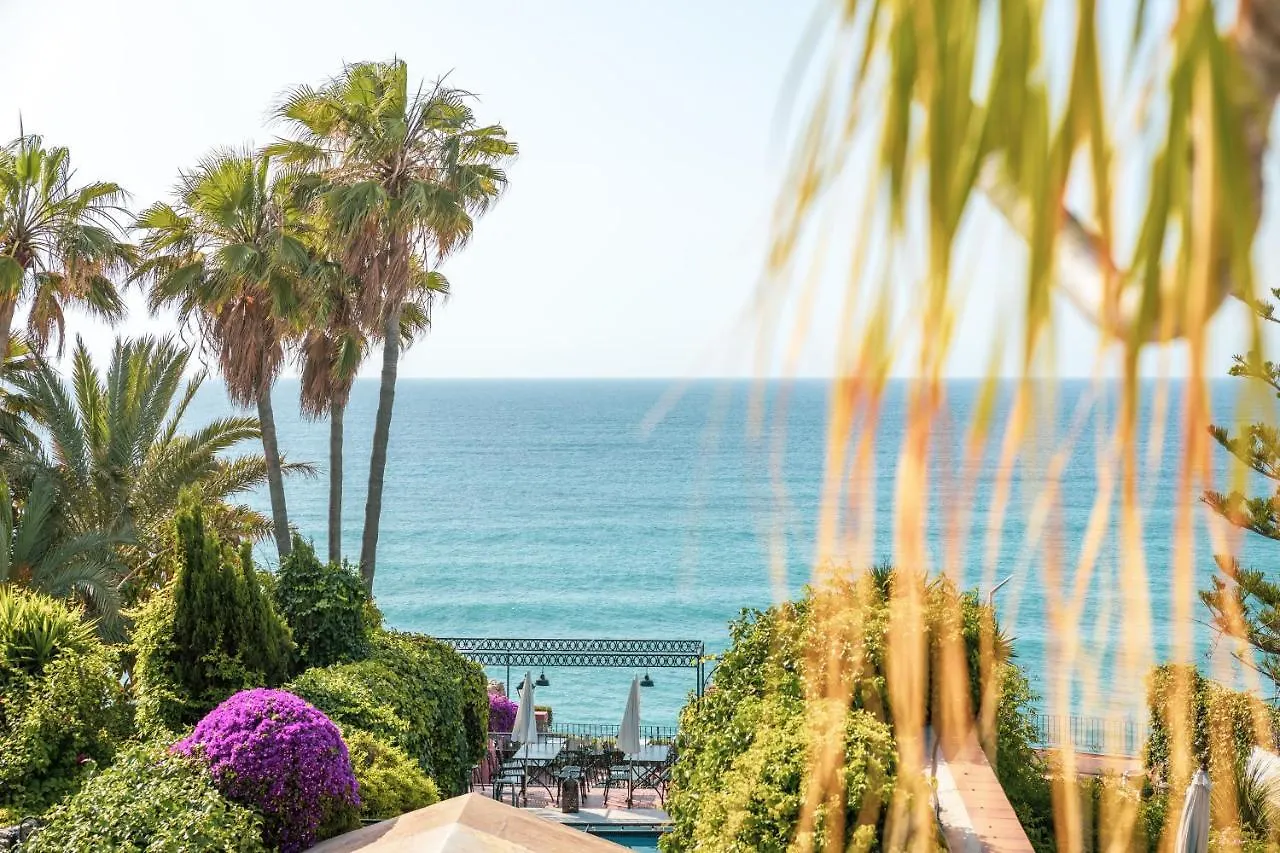 Hotel Carabeo Nerja
