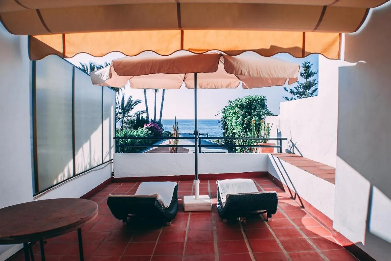 Hotel Carabeo Nerja