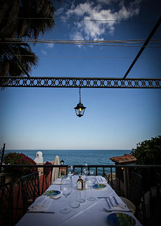 Hotel Carabeo Nerja 0*,  Spain