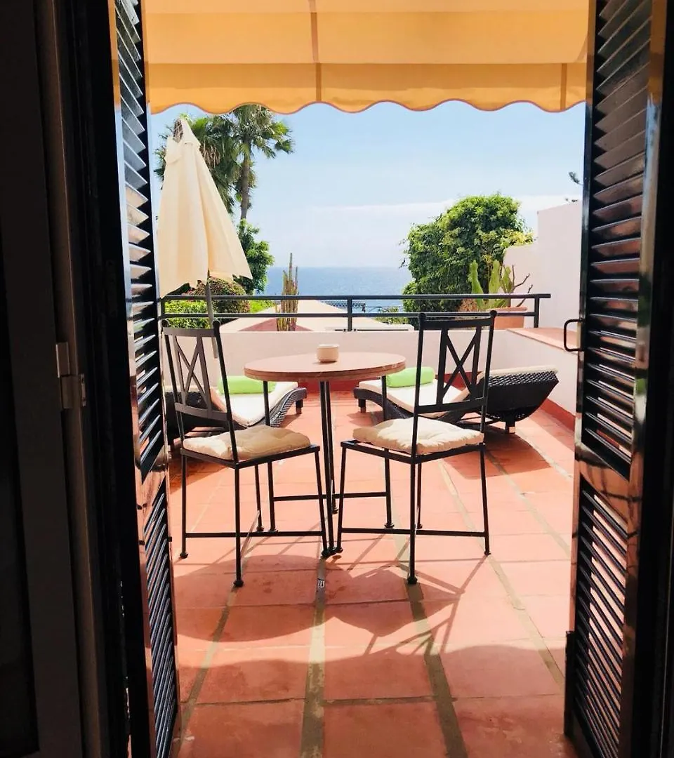 Hotel Carabeo Nerja 0*,